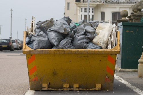 Wait and Load skip hire service in Crouch End site